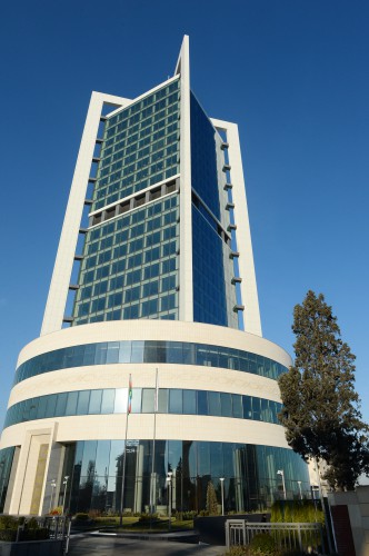 Neft fondu – Sofaz Tower